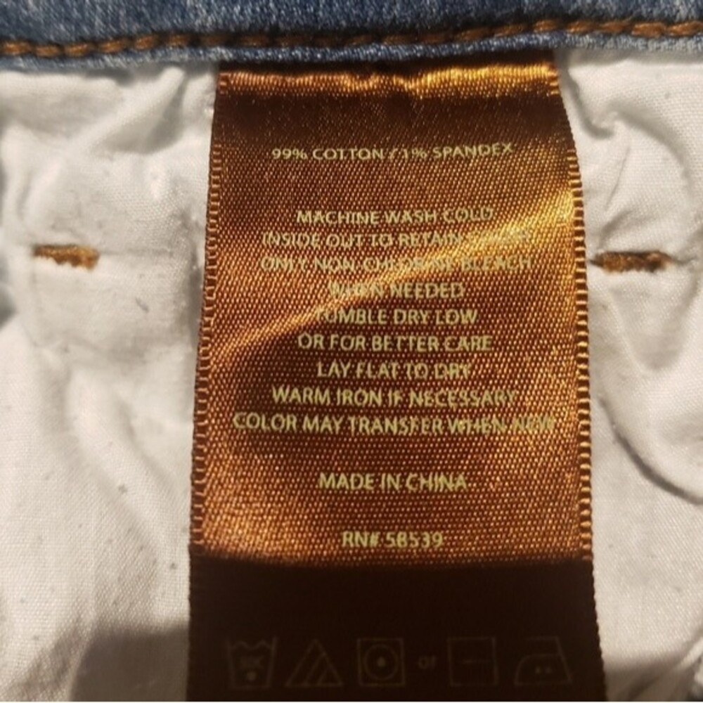 Kut From The Cloth Straight Leg Light Wash Jeans Size 6 - Picture 5 of 8